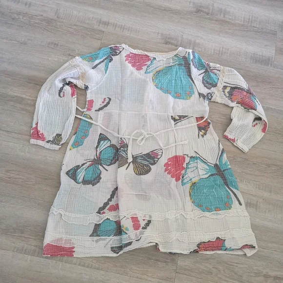 Dress - Picture 3 of 4